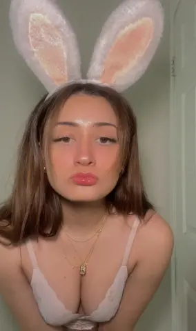 MaddyMartinez — Streamate Photos