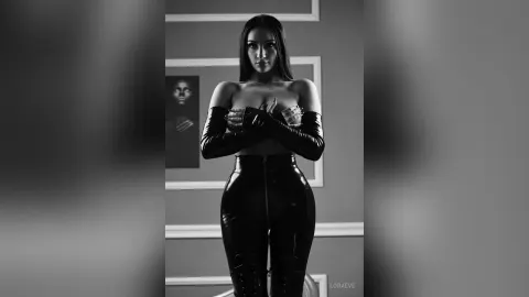 LoraEve — Drool your eyes! 