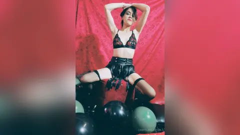 CindyLancaster — cindy😈😈😈