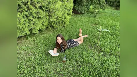 ElsaCharm — me