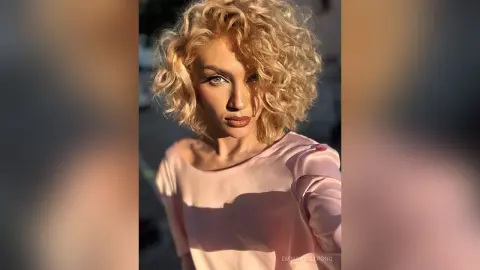 EmmaAmstrong — natural beauty