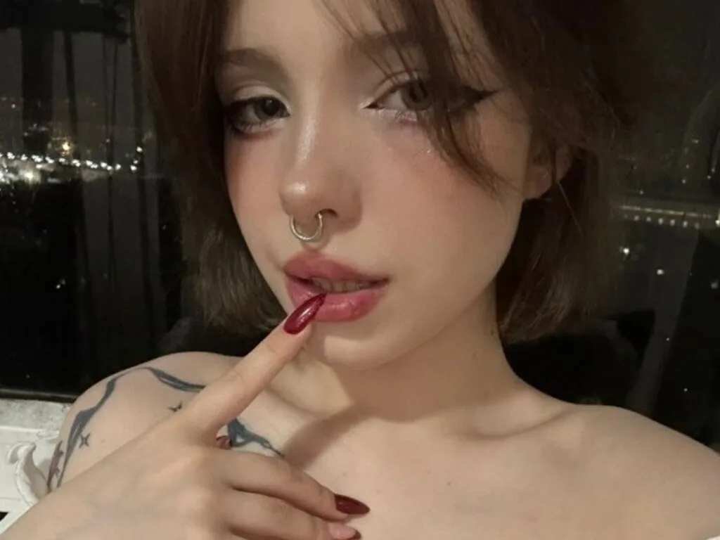 DarlineSharp — live cam