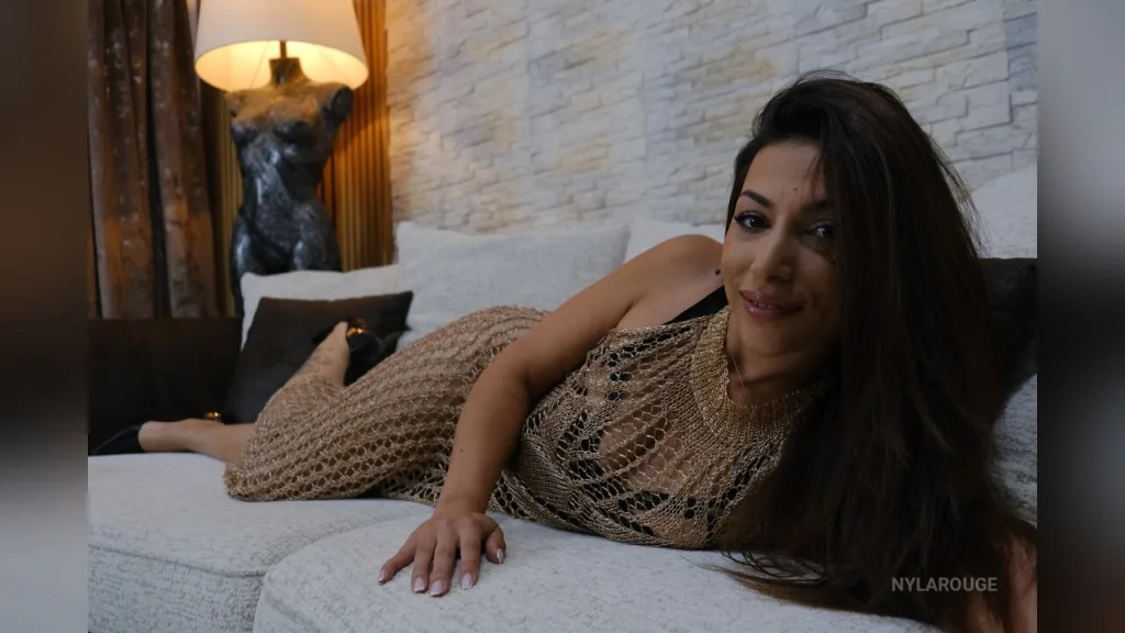 NylaRouge — Come say hi ... i be happy to know you