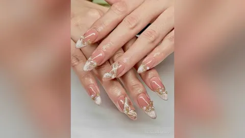 GiezelDelacruz — Lick