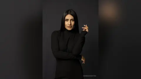 VanesaMartini — Noir🐈‍⬛