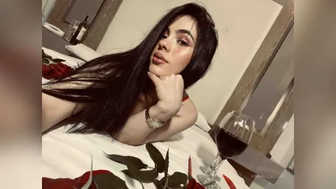 AnnAlcazar — Roses🌹