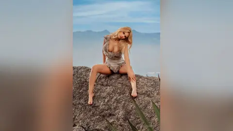 AlessiaBell — Wanna Join Me?