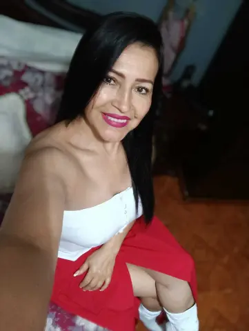 Sarahteikus — Streamate Photos