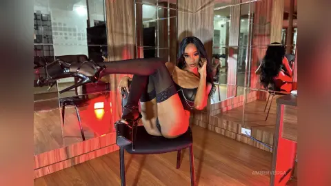 AmberVegga — sensual girl