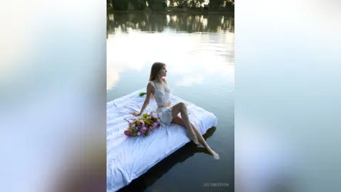 JulyMedison — Gentle girl🤍