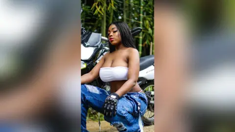 FarahLucy — Fuck u🤣😂