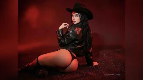 ValeriaEclaire — I want be yours 👄