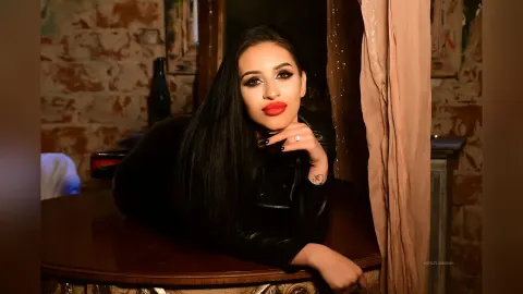 AshleyJamson — hot