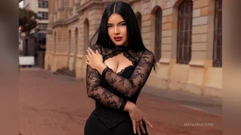 NatashaCurie — 🖤