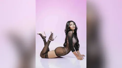 CelineMoretti — 👅