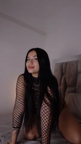 AliceSmiithh — Streamate Photos