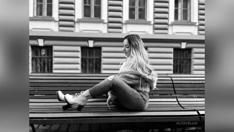 AlizeeBlair — Black’s back 