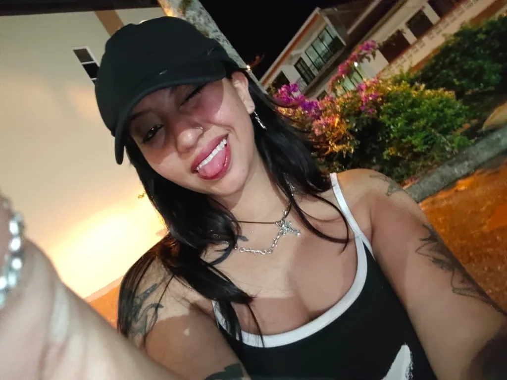 Roxxy_Black — Streamate Photos