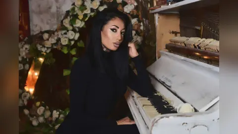 AnabeleNorth — Ur Lady