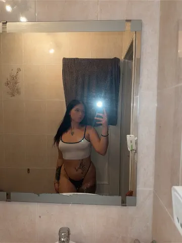 EroticRosieX — Streamate Photos