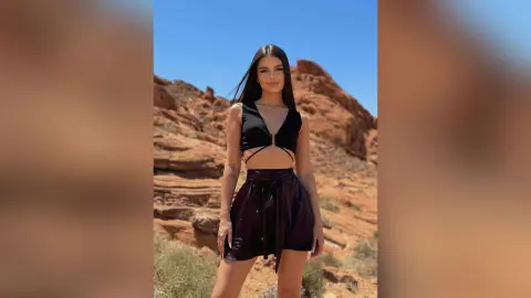 JasmineHille — Valley of fire🔥