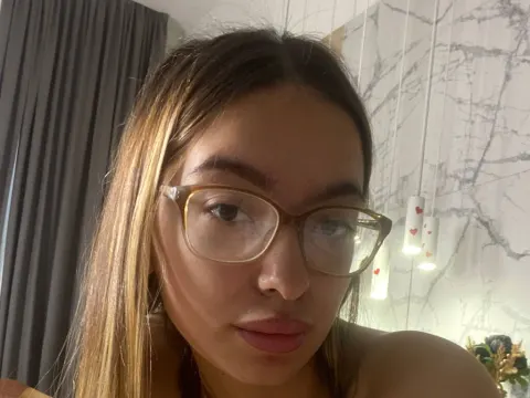 MarianaPollack cam model