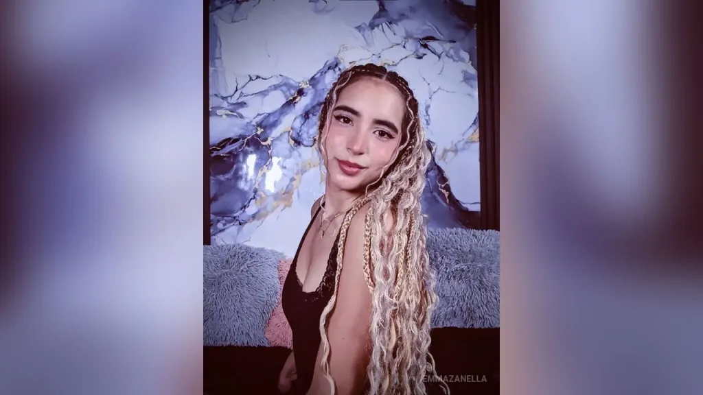 EmmaZanella — live cam