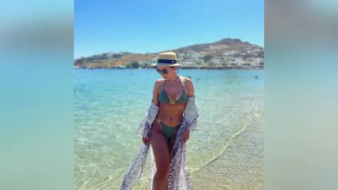 EvelineAngeles — Holiday