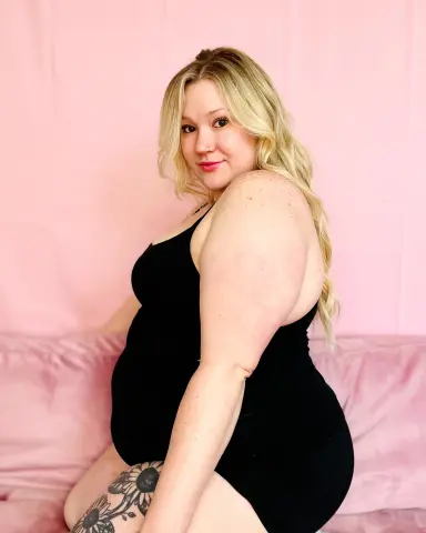 PiggyRose — Streamate Photos