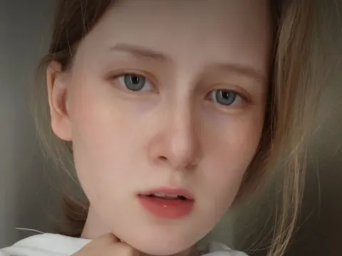AmyCollege cam model