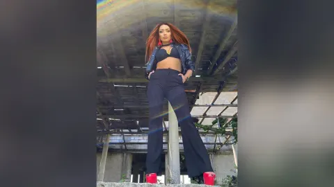 MiaLucy — Sexy ME!