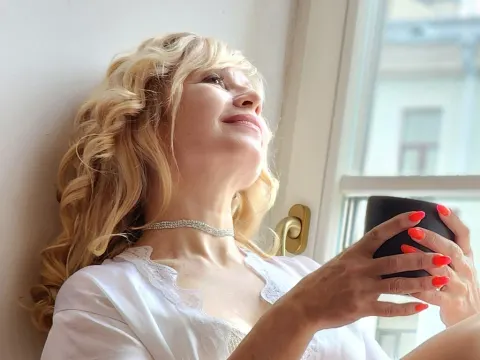 MillenaWhity — LiveJasmin cam model