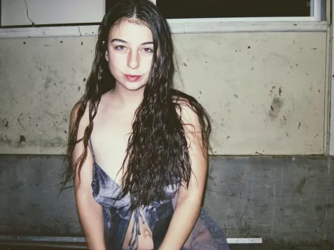 Missy Mass cam model