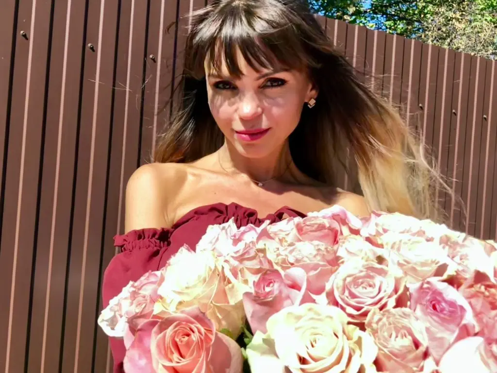 Sandra X live cam