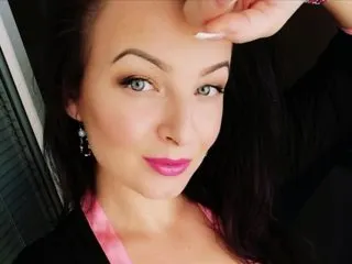 Aisha Lee cam model