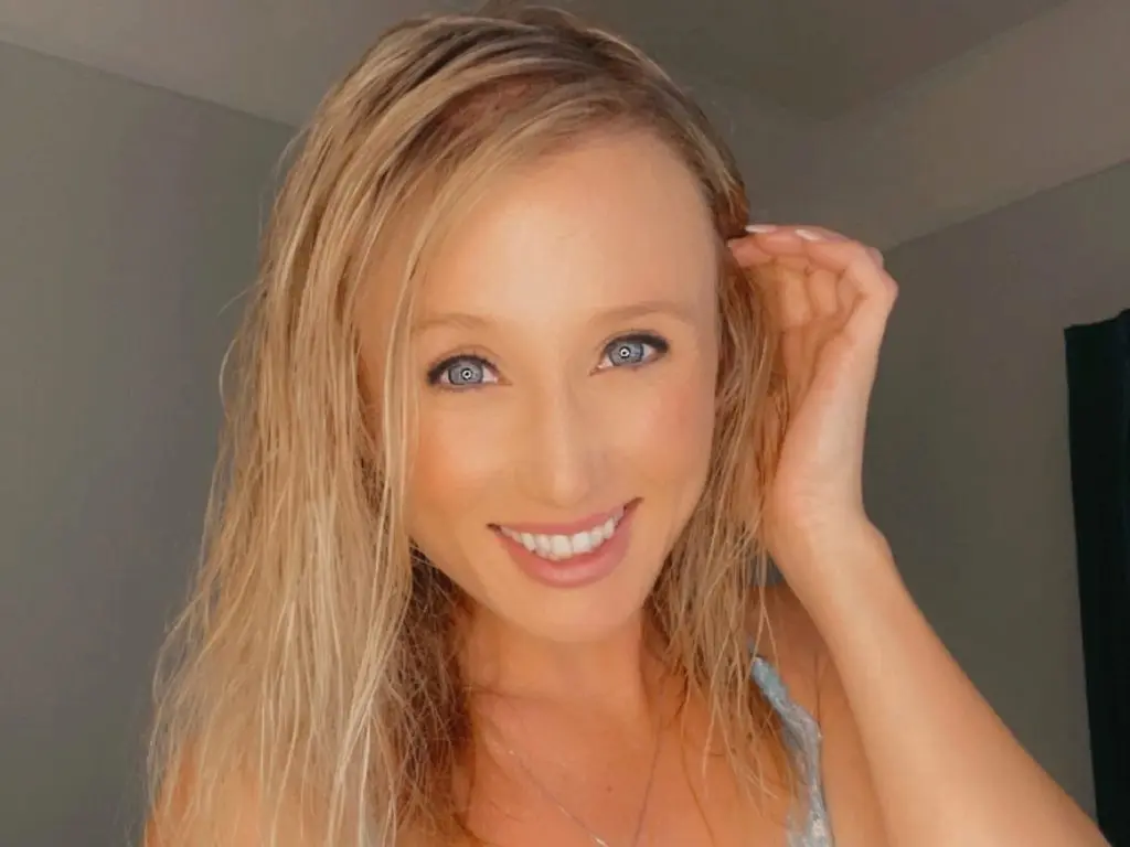 Olive Ray — Flirt4Free Photos