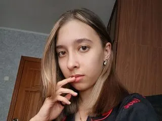 Lynn Brabson cam model