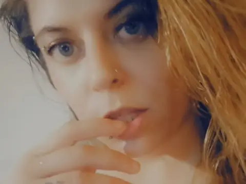 Veronica Lyric — Flirt4Free Photos