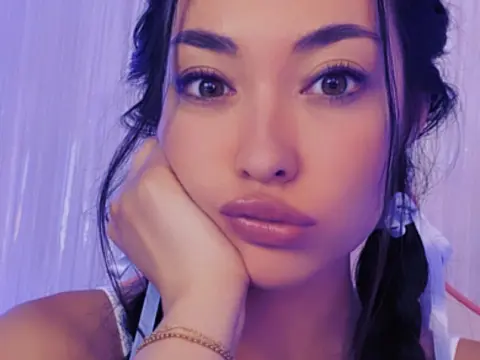 Daisy Luu — Flirt4Free Photos
