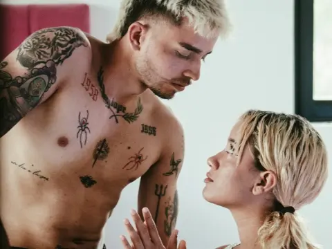 Alice Slave & Max Dominant — Flirt4Free Photos
