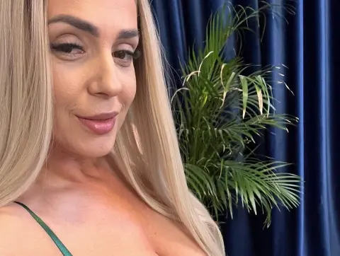Jennifer Hills — Flirt4Free Photos