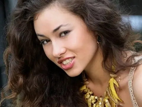 Sherri — Flirt4Free Photos