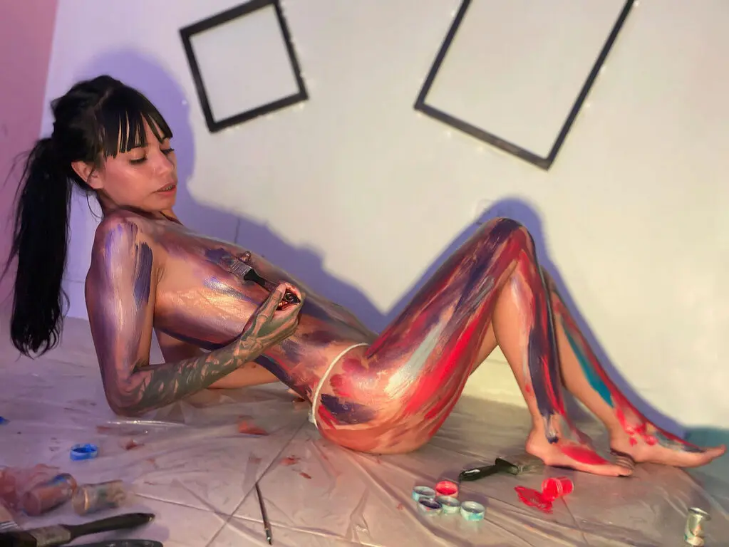 Pamela Squirtt live cam