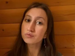 Alverta Debona cam model