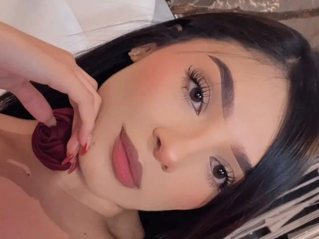 Mia Withe live cam