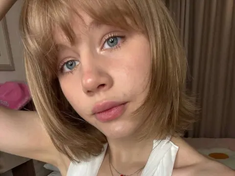 Edwina Crofoot — Flirt4Free Photos