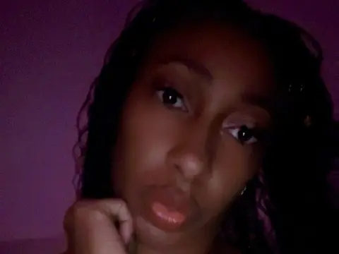Queen Glam — Flirt4Free Photos