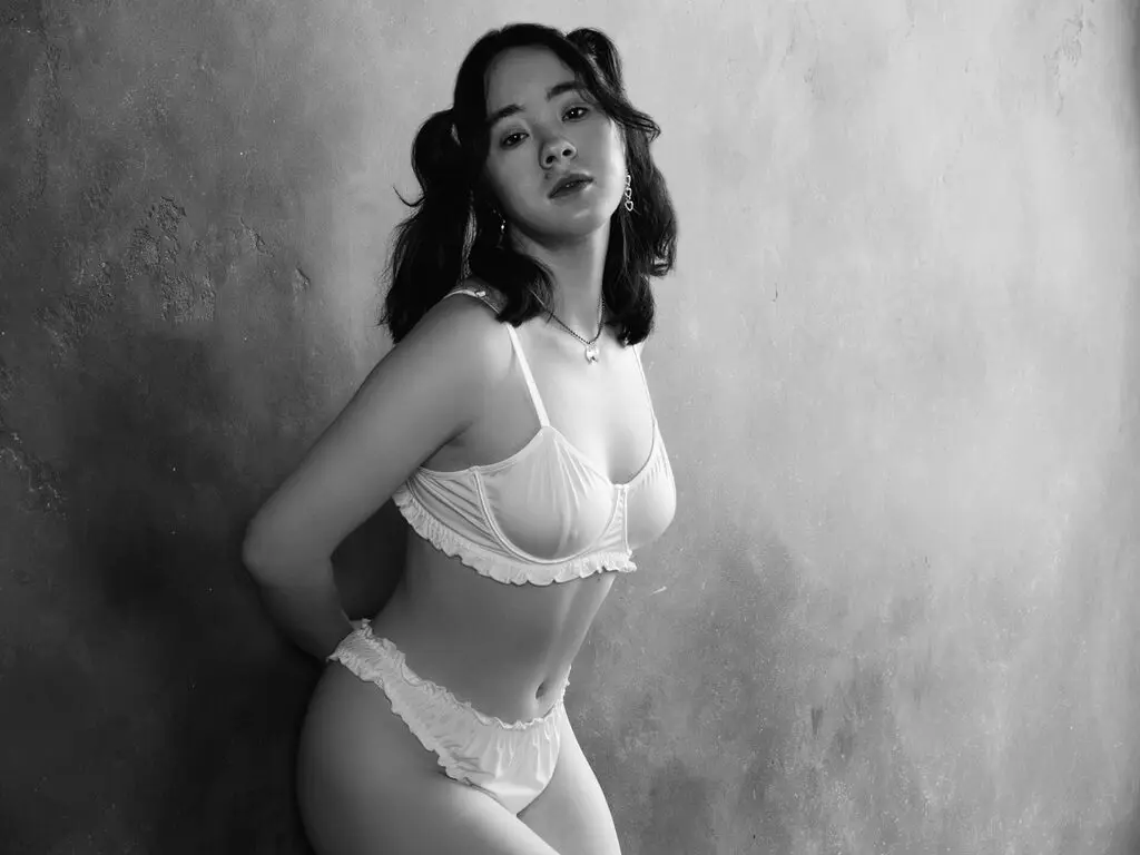 Elvia Anness