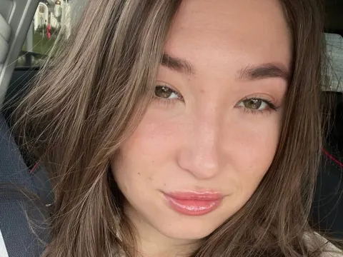 Mia Ahner cam model