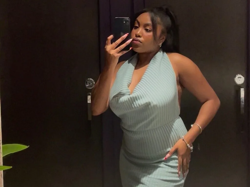 Mistress Liv